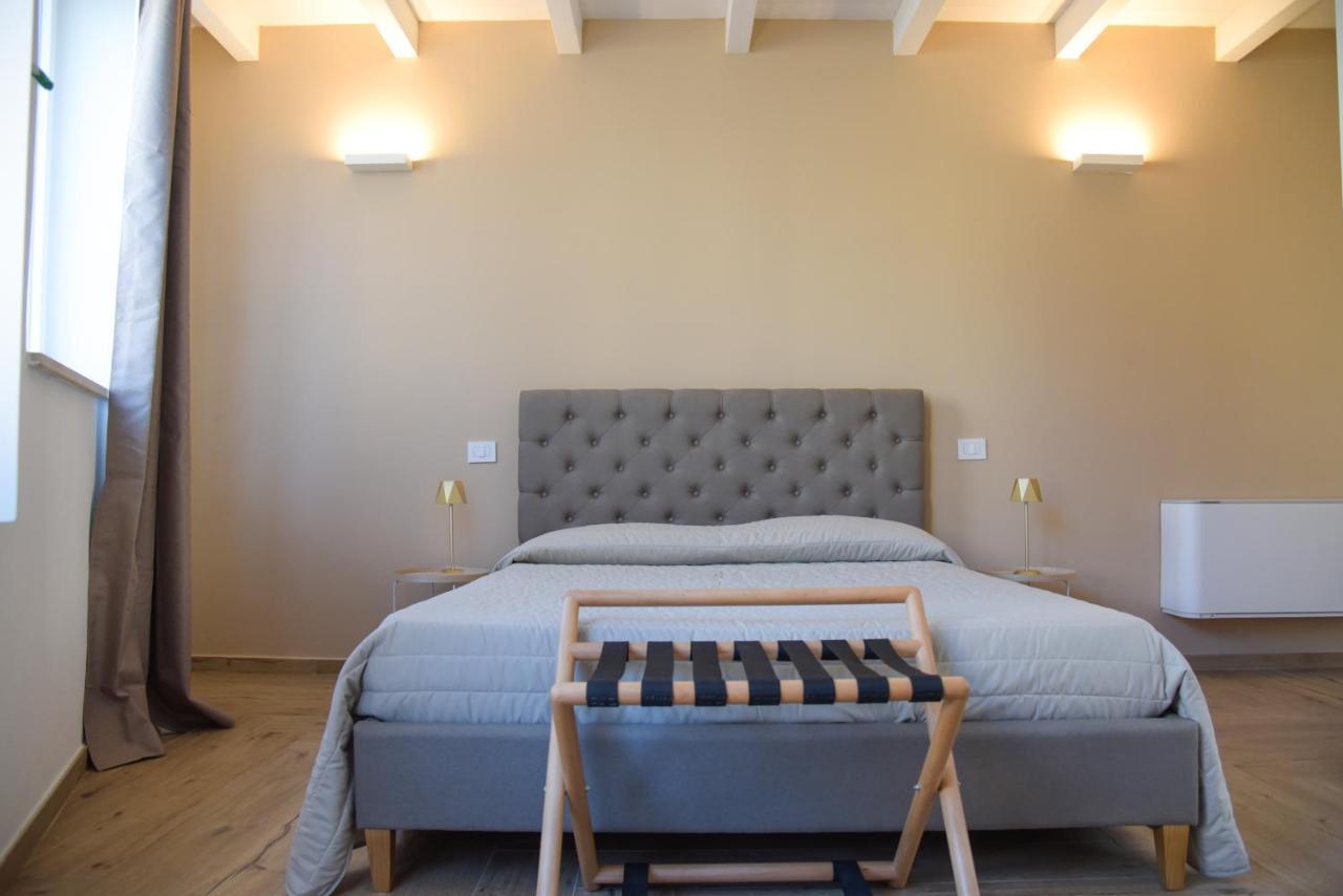 Serenity Apulian Rooms Trepuzzi Exterior photo